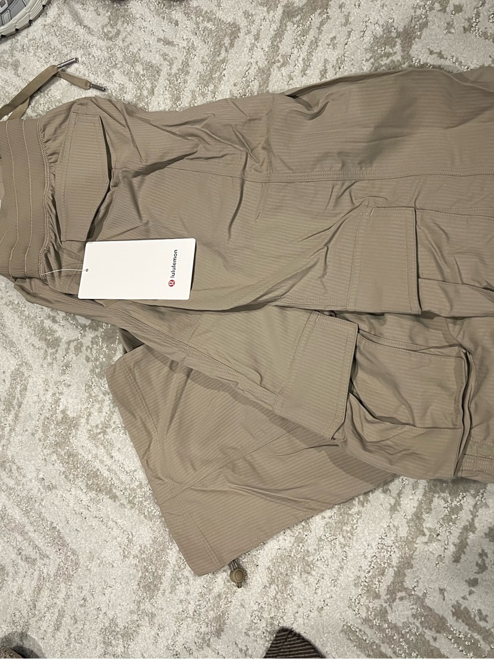 Lululemon dance studio cargo